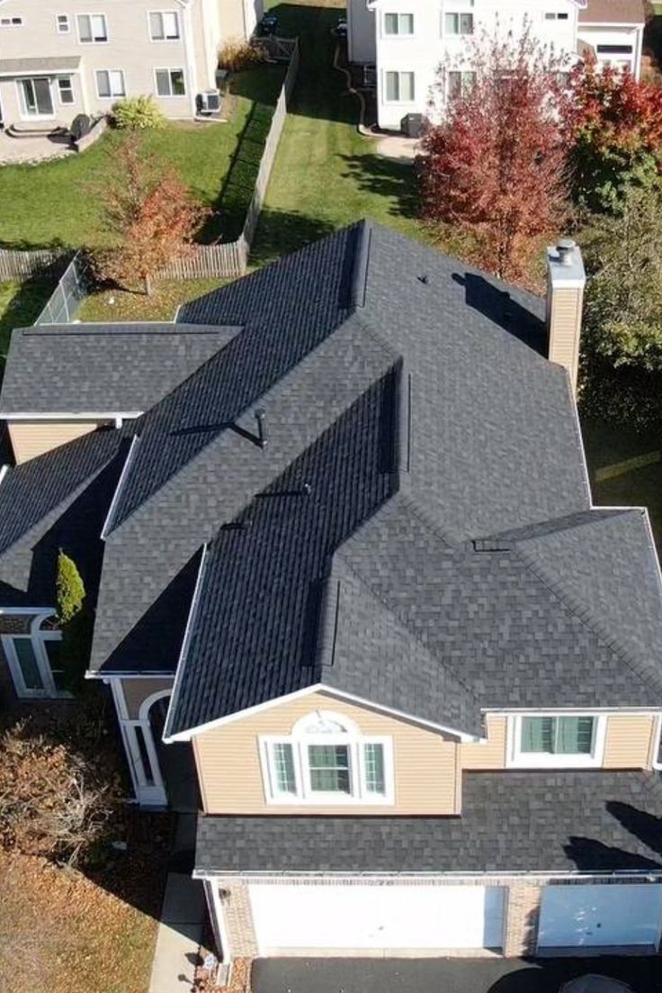 Flat and commercial roof inspection